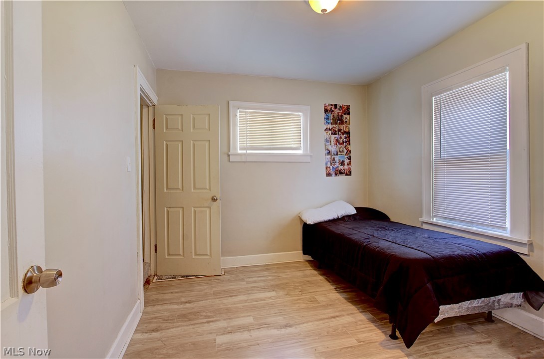 16101 Raymond Street Maple Heights OH 44137