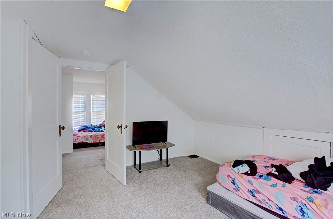 16101 Raymond Street Maple Heights OH 44137