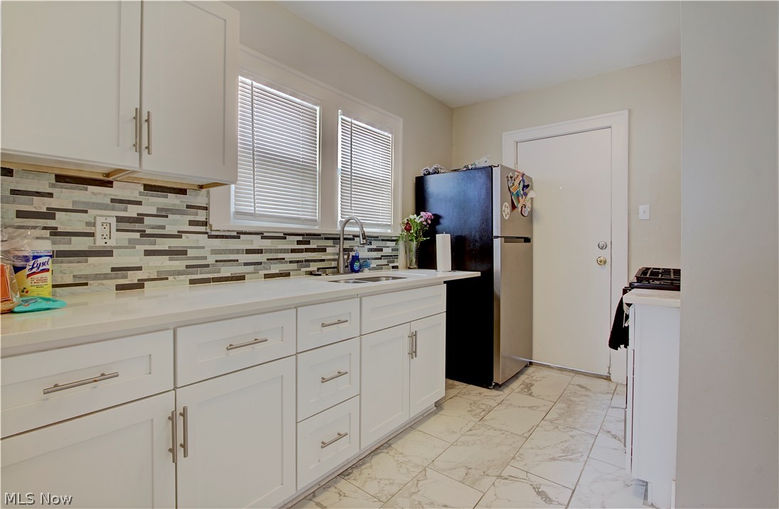 16101 Raymond Street Maple Heights OH 44137