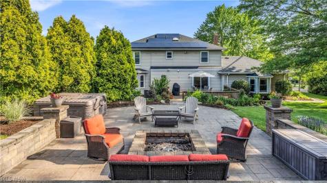 3886 Boxelder Drive Brecksville OH 44141