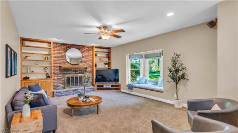 3886 Boxelder Drive Brecksville OH 44141