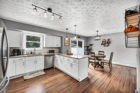 3246 Woodington Avenue SW Canton OH 44706