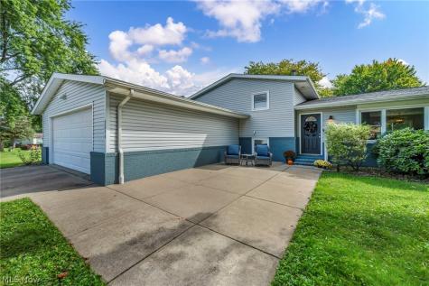 3246 Woodington Avenue SW Canton OH 44706