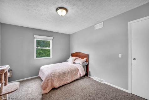 3246 Woodington Avenue SW Canton OH 44706