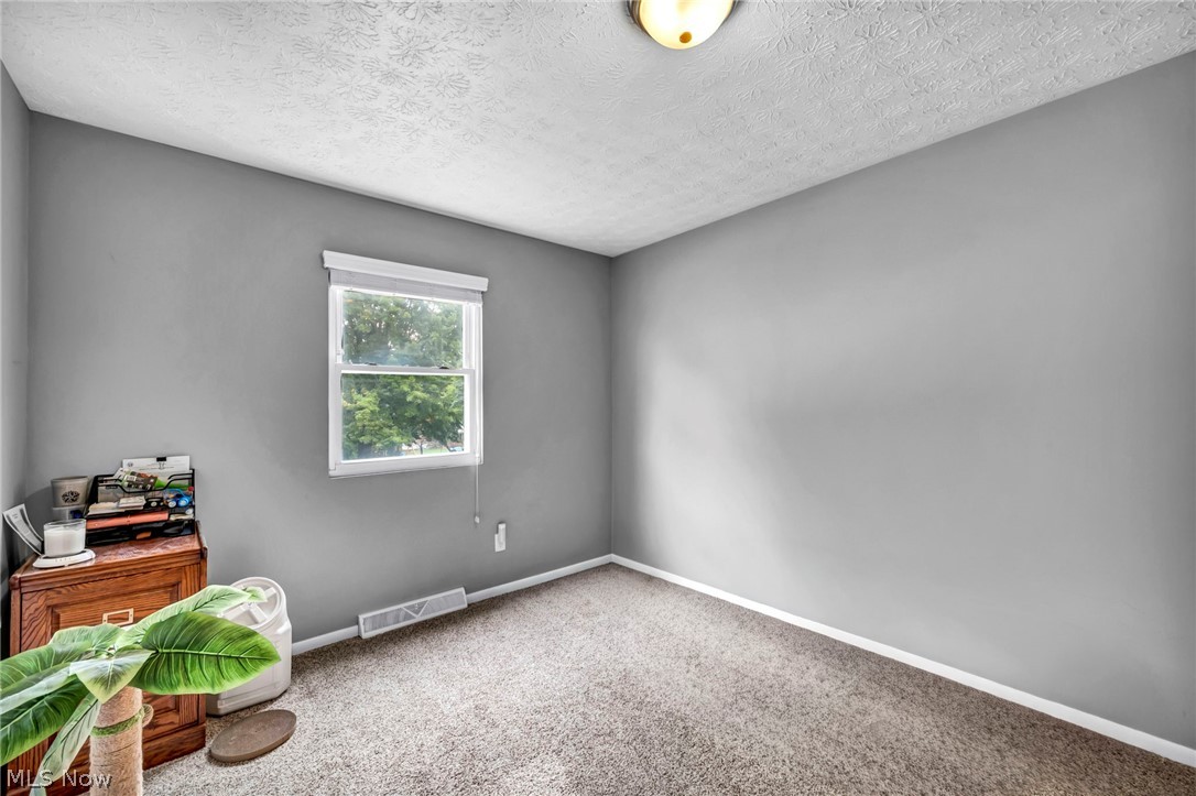 3246 Woodington Avenue SW Canton OH 44706