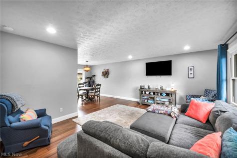 3246 Woodington Avenue SW Canton OH 44706