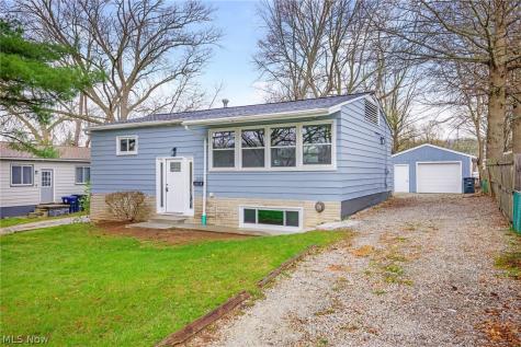 1155 Stanwood Avenue Akron OH 44314