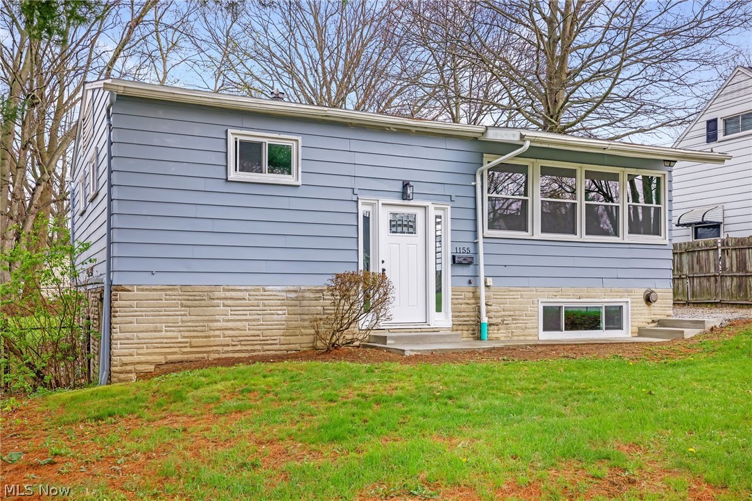1155 Stanwood Avenue Akron OH 44314