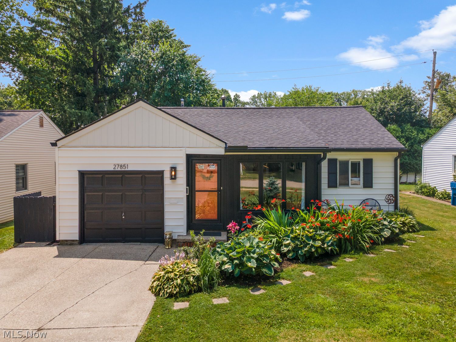 27851 Rexford Road Bay Village OH 44140