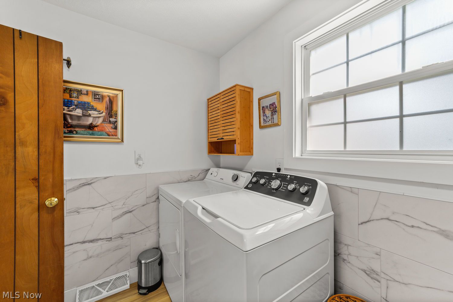27851 Rexford Road Bay Village OH 44140