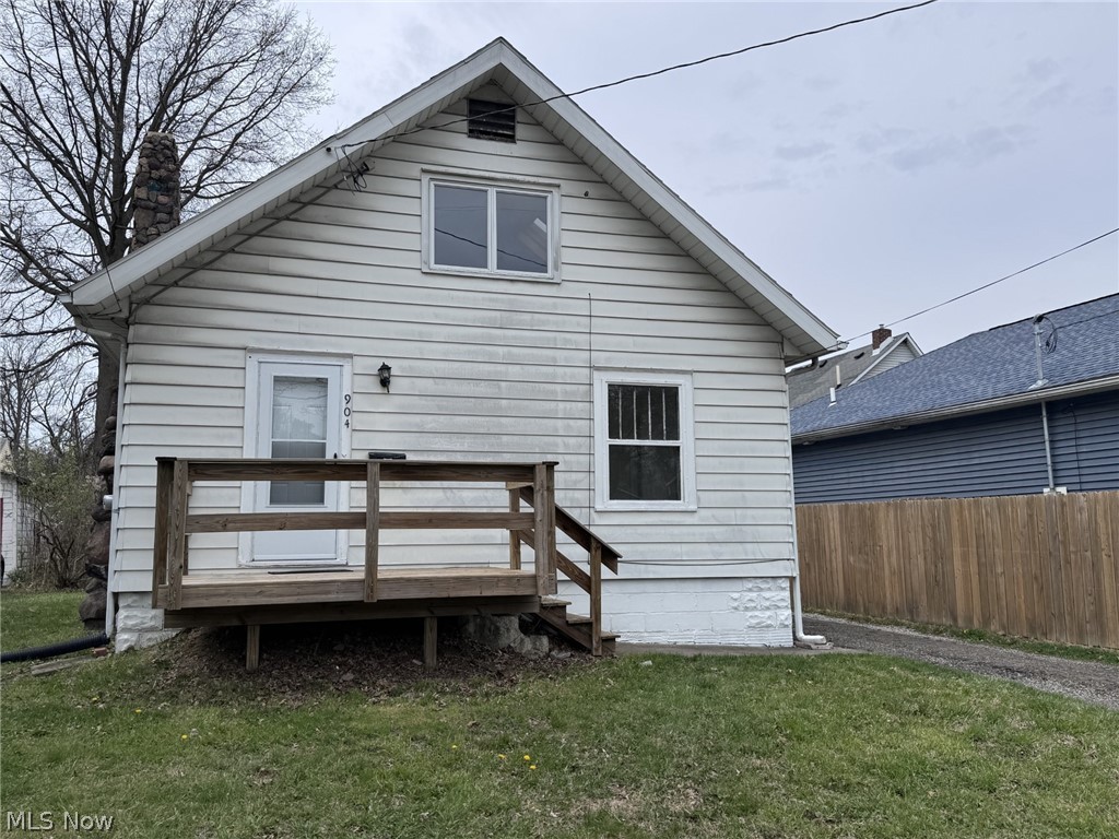 904 Iredell Street Akron OH 44310
