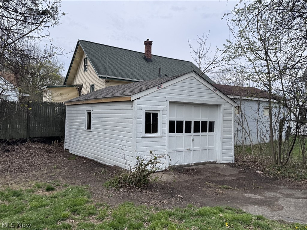 904 Iredell Street Akron OH 44310