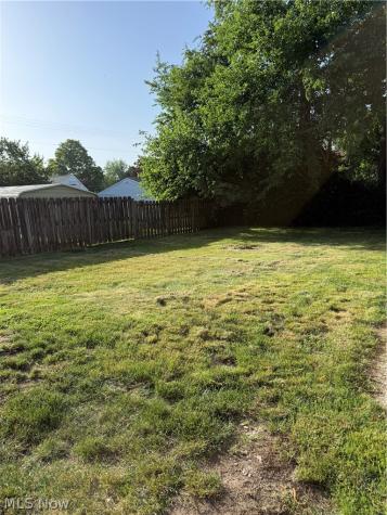 1091 Stanwood Avenue Akron OH 44314