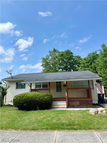 1091 Stanwood Avenue Akron OH 44314
