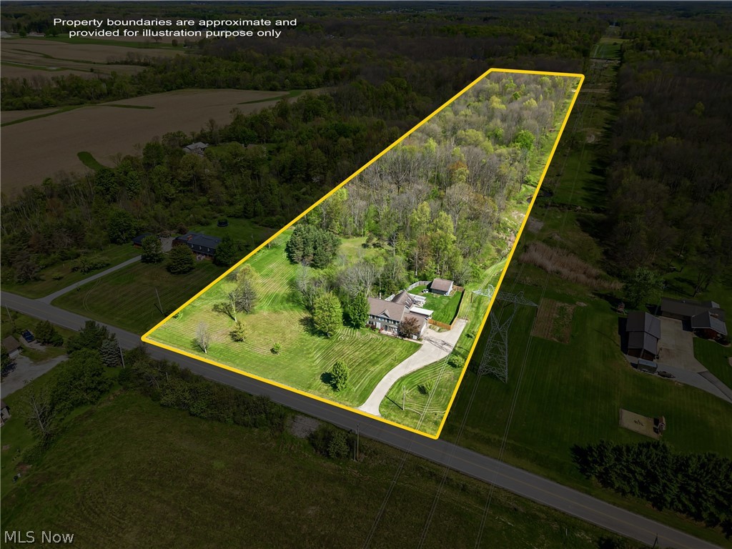 10328 Leffingwell Road Canfield OH 44406