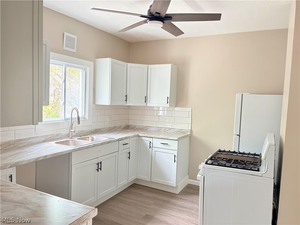 1350 Russell Road Cleveland OH 44103