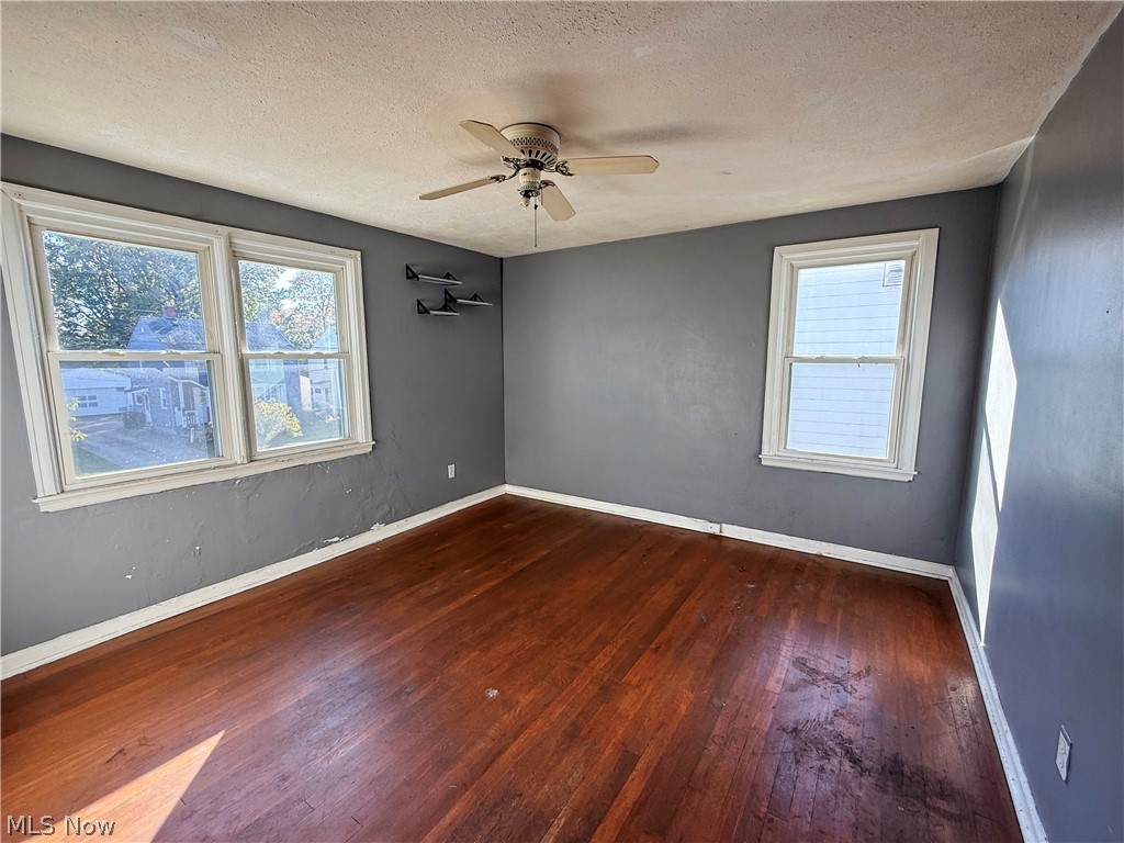 891 Davies Avenue Akron OH 44306