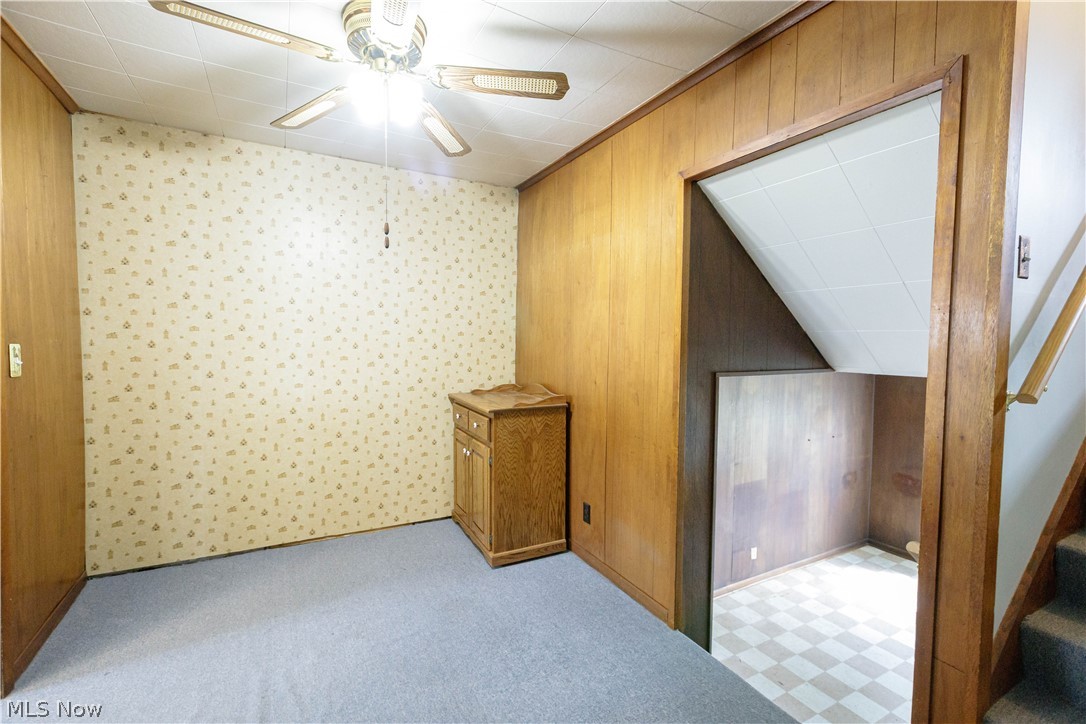 518 Hoover Place SE Hartville OH 44632