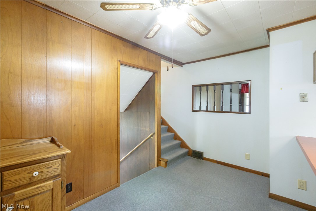 518 Hoover Place SE Hartville OH 44632