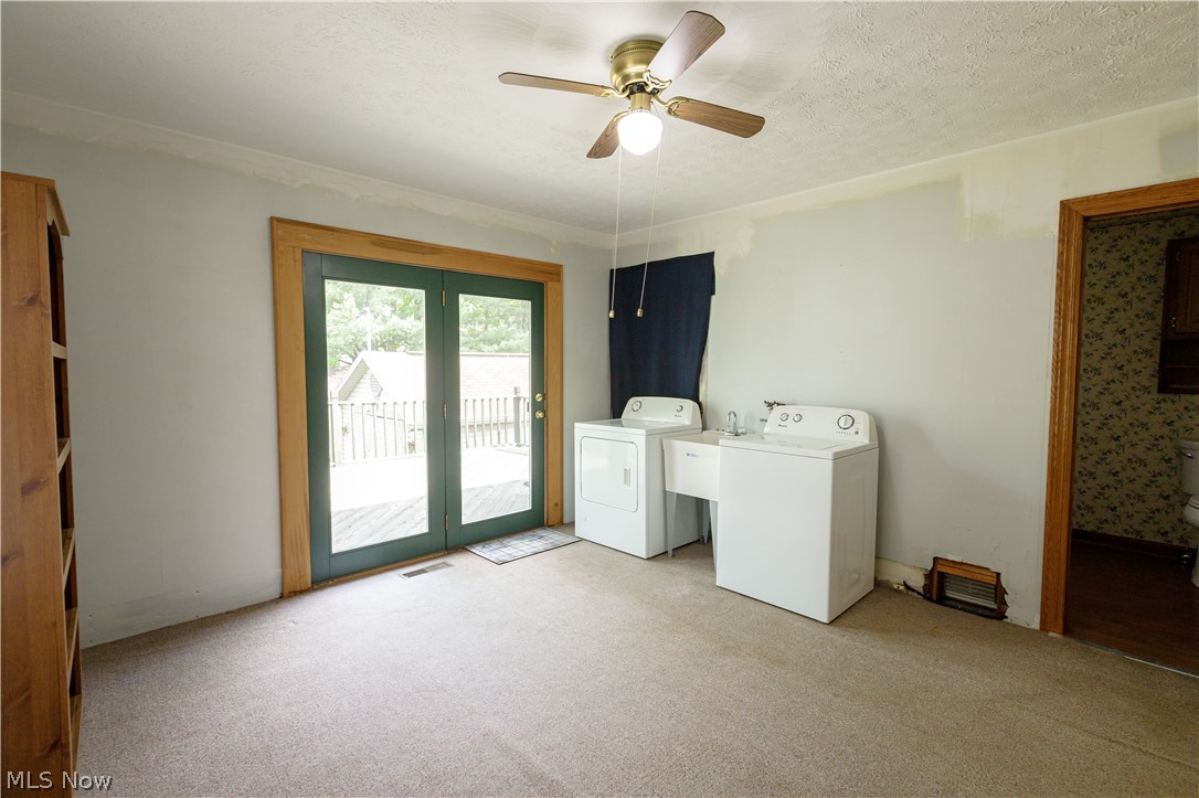 518 Hoover Place SE Hartville OH 44632