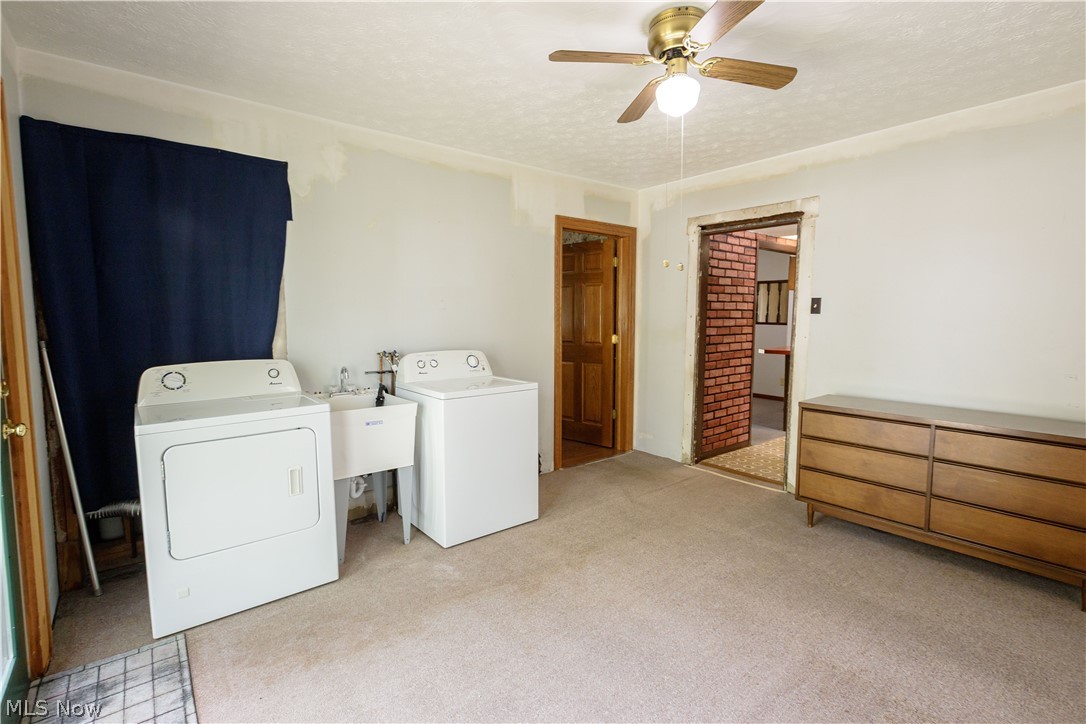 518 Hoover Place SE Hartville OH 44632