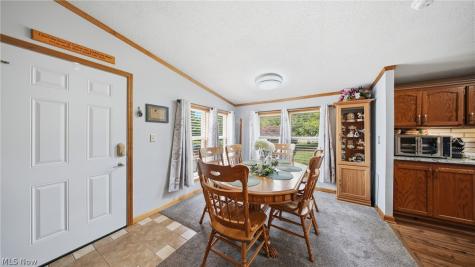 280 Cramer Drive Marietta OH 45750