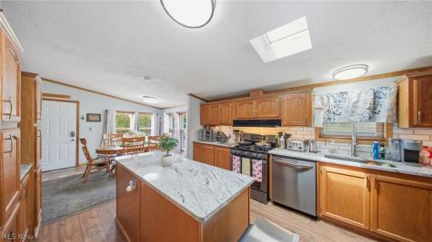 280 Cramer Drive Marietta OH 45750
