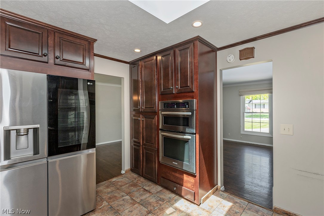 33320 Outley Park Drive Solon OH 44139