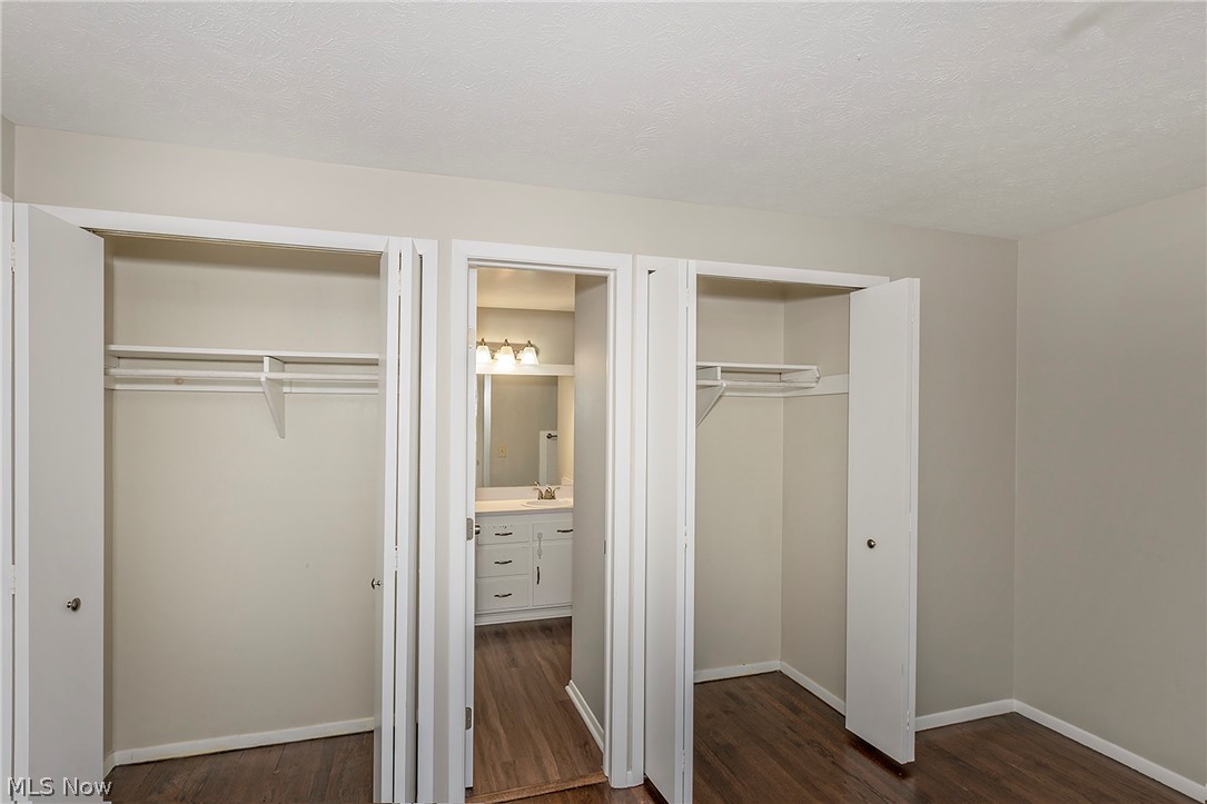 33320 Outley Park Drive Solon OH 44139