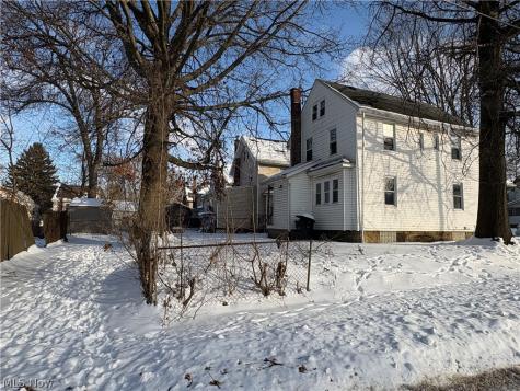 413 Stanton Avenue Akron OH 44301