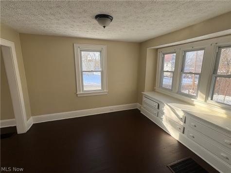 413 Stanton Avenue Akron OH 44301