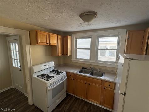 413 Stanton Avenue Akron OH 44301