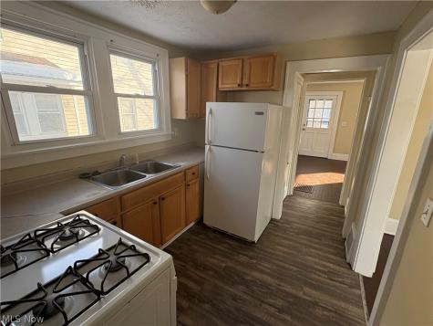 413 Stanton Avenue Akron OH 44301