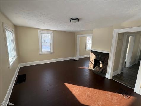 413 Stanton Avenue Akron OH 44301