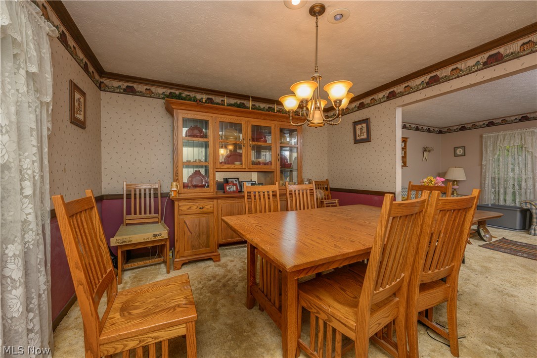 1805 Heritage Circle Dover OH 44622