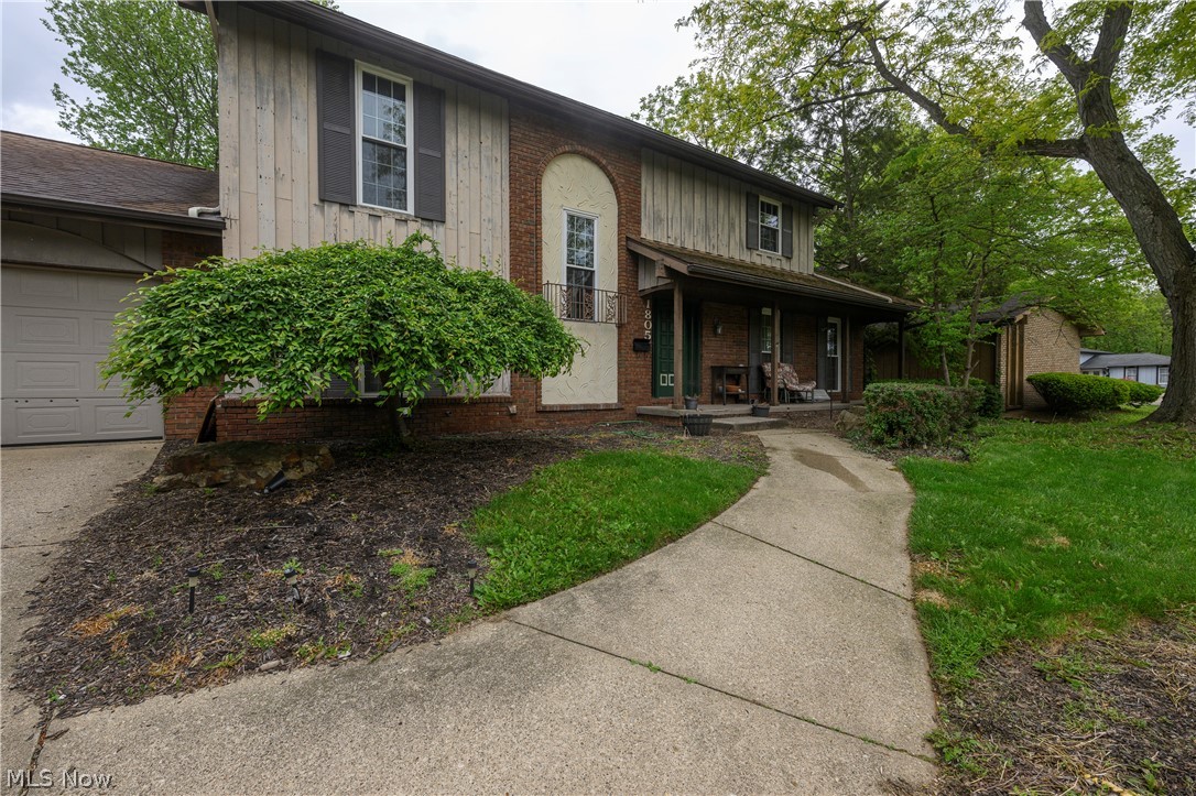 1805 Heritage Circle Dover OH 44622