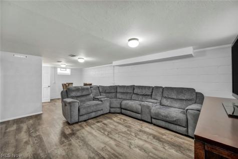 2699 Lincoln Avenue Parma OH 44134