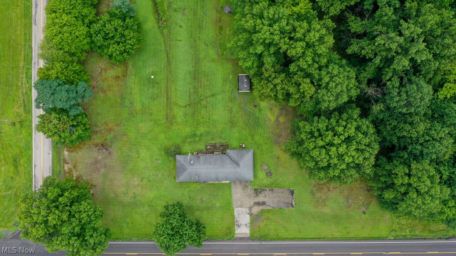 2035 S Pricetown Road Diamond OH 44412