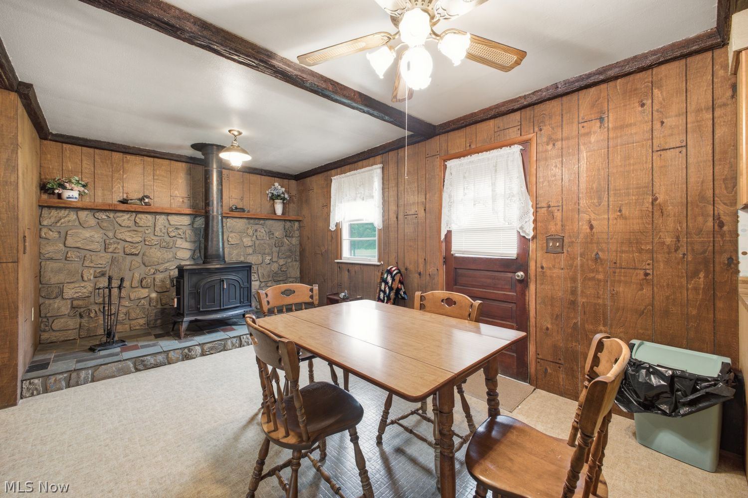 2035 S Pricetown Road Diamond OH 44412
