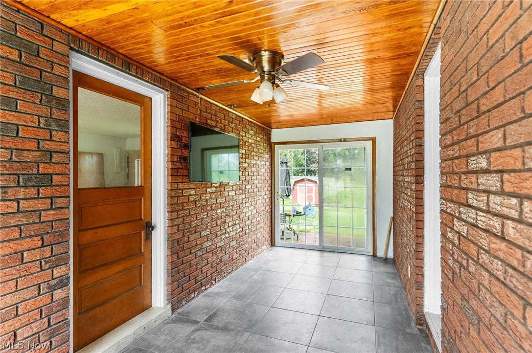 2388 W Manor Avenue Poland OH 44514