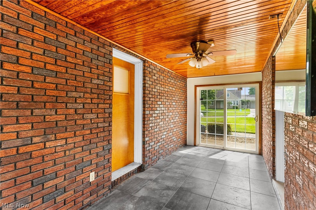 2388 W Manor Avenue Poland OH 44514