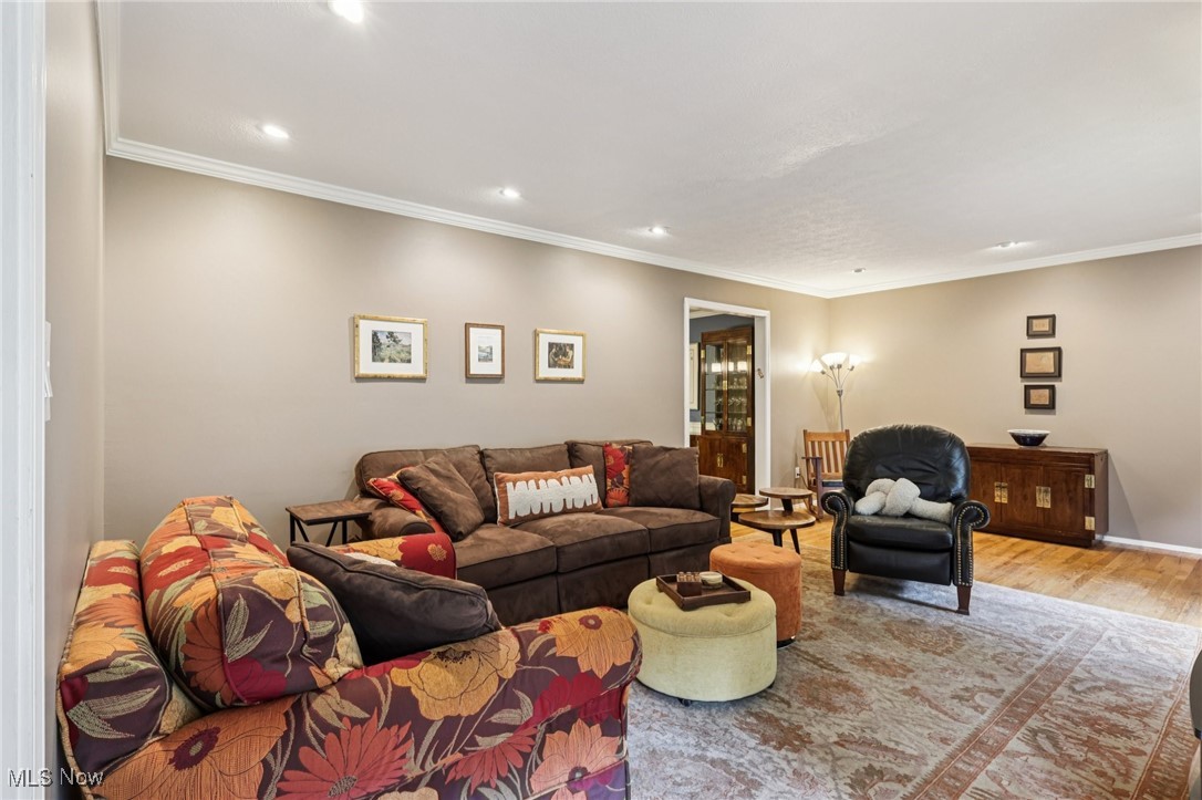 856 Lafayette Drive Akron OH 44303