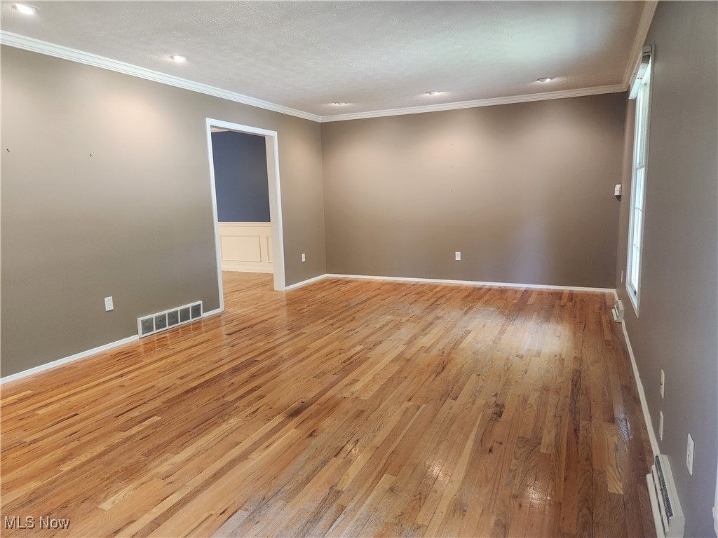 856 Lafayette Drive Akron OH 44303