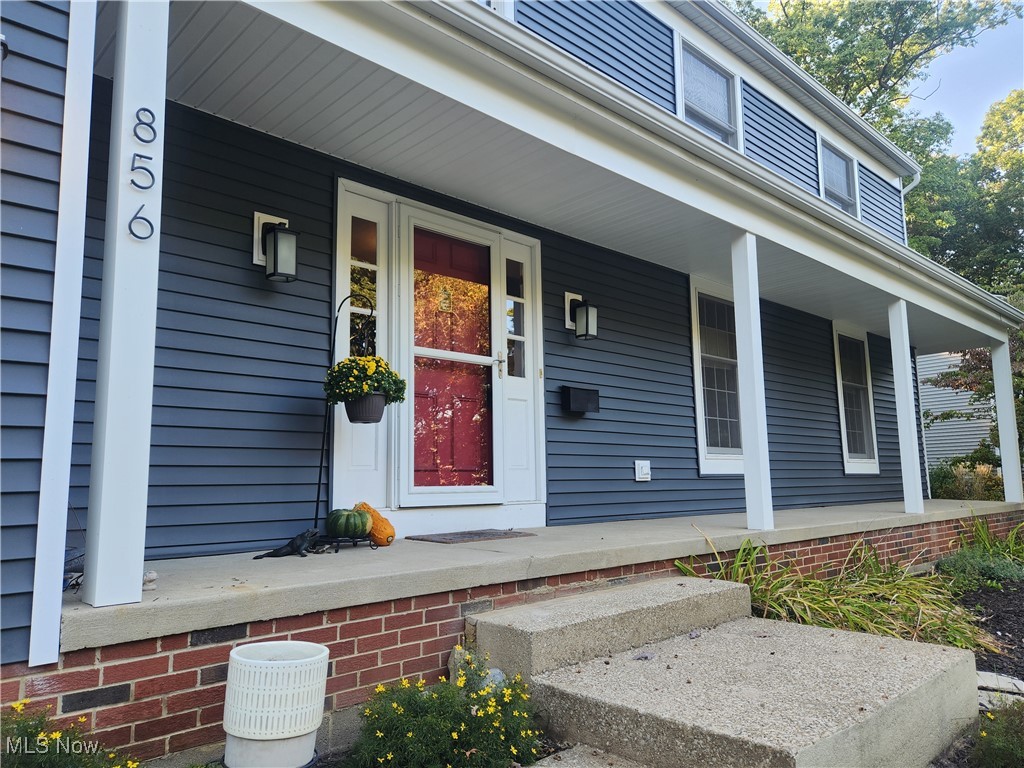 856 Lafayette Drive Akron OH 44303