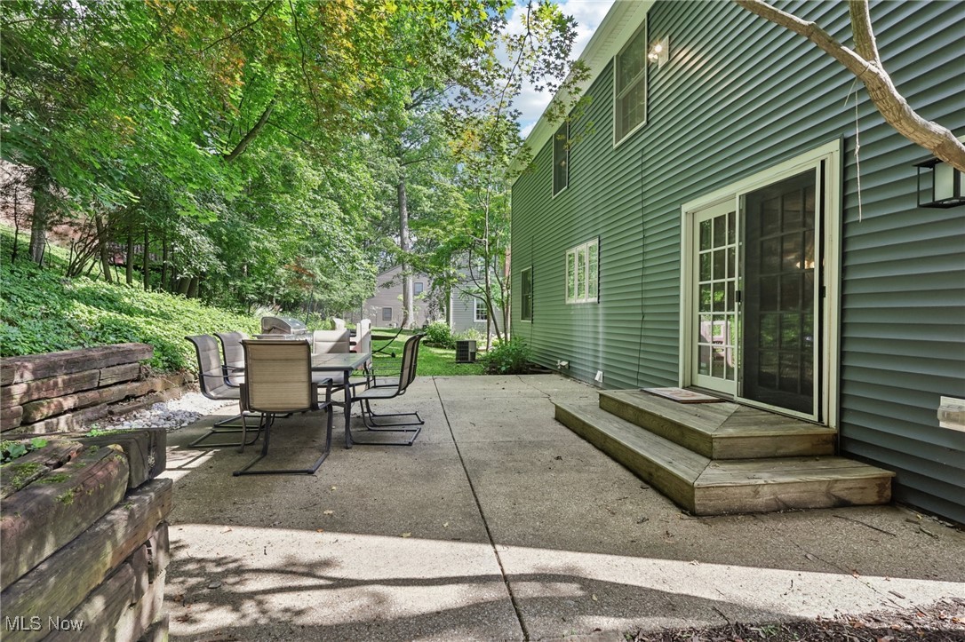 856 Lafayette Drive Akron OH 44303