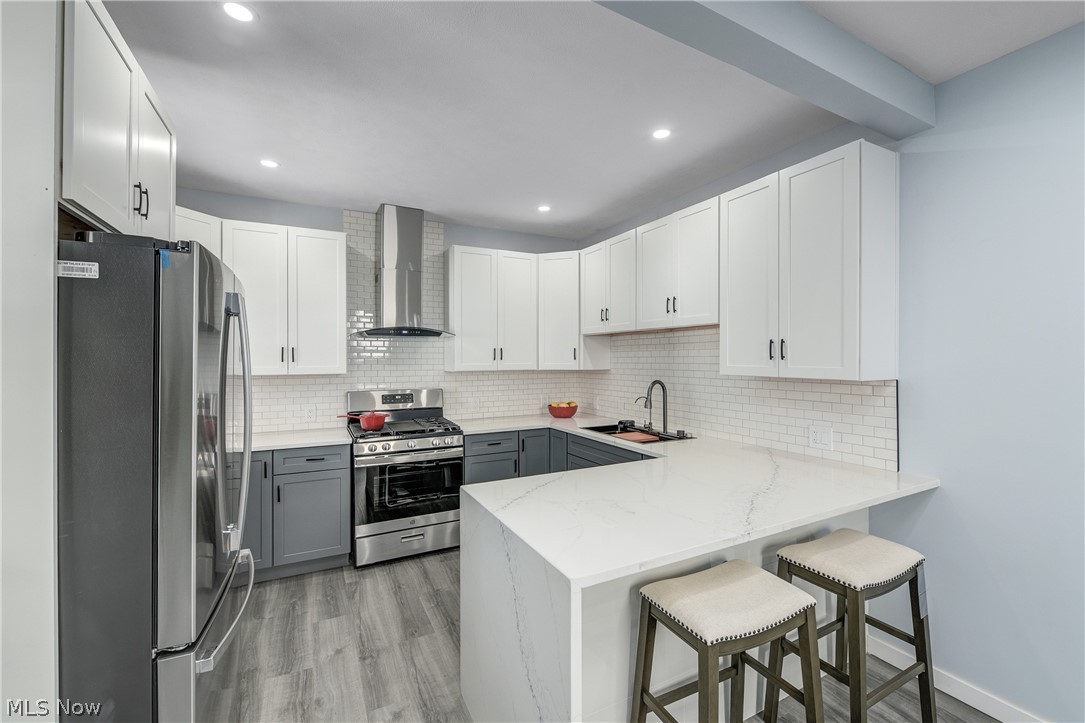 3290 W 23rd Place Cleveland OH 44109