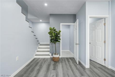 3290 W 23rd Place Cleveland OH 44109