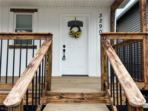 3290 W 23rd Place Cleveland OH 44109