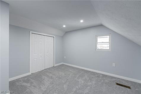 3290 W 23rd Place Cleveland OH 44109