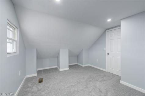 3290 W 23rd Place Cleveland OH 44109